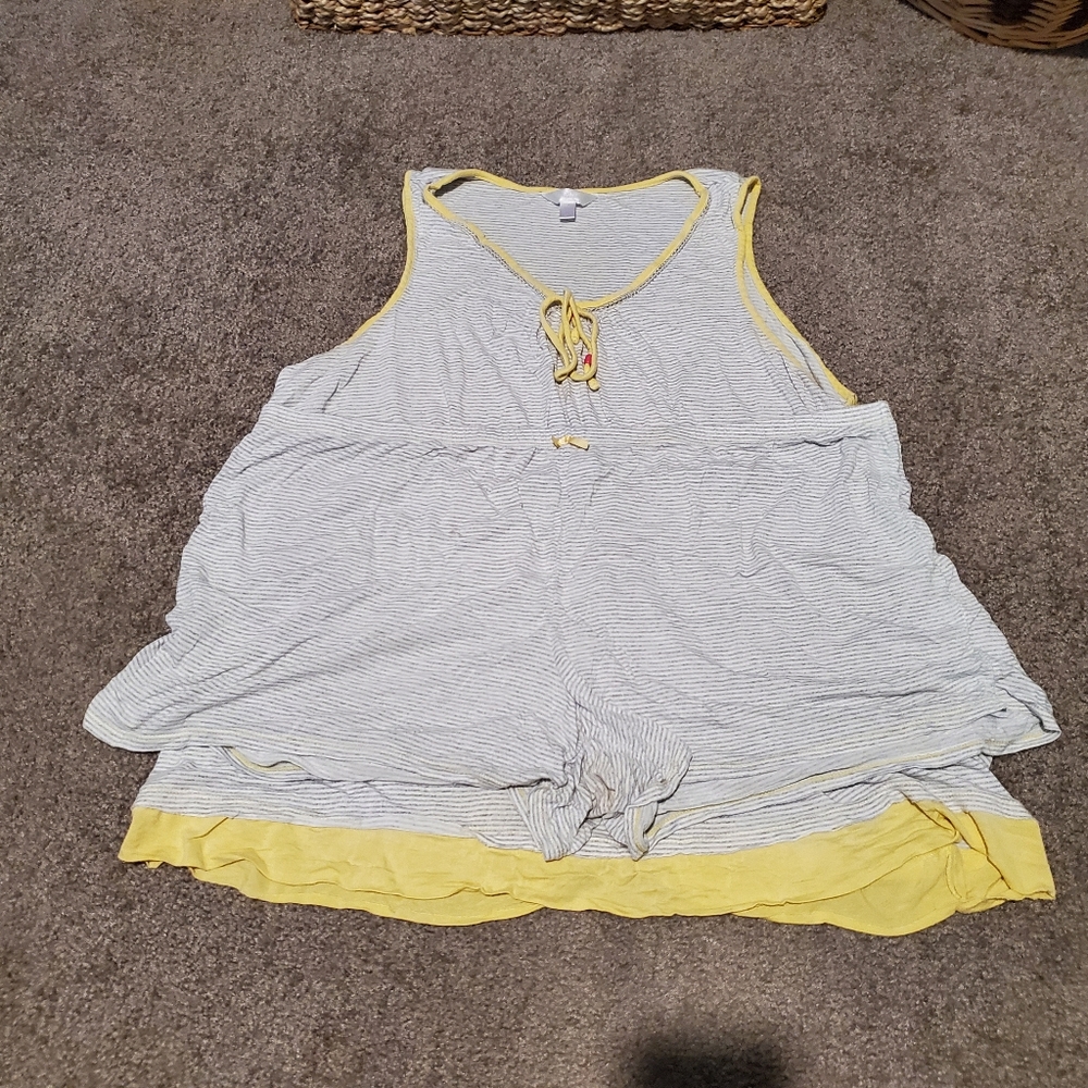 Grey and yellow sleep set